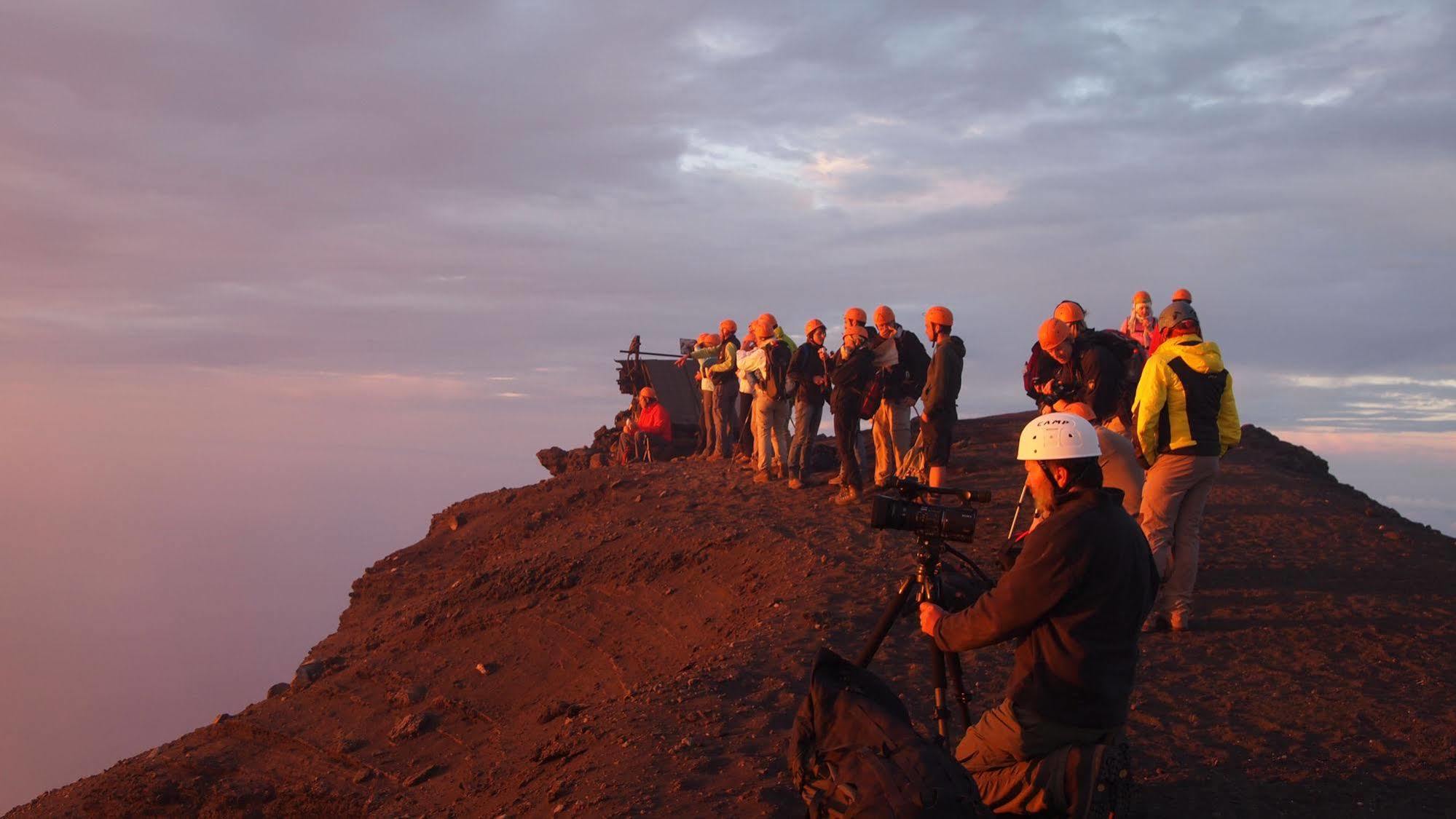 Il Vulcano A Piedi Stromboli Luaran gambar