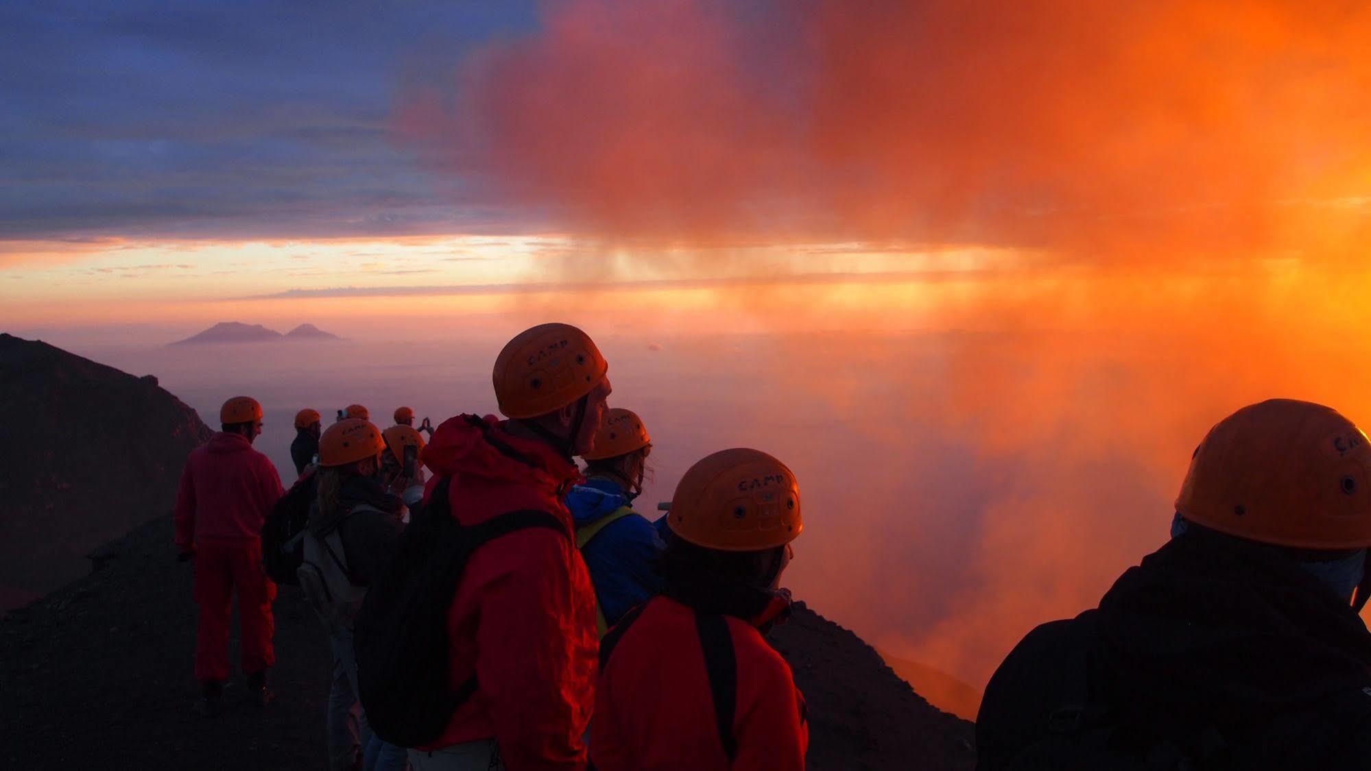 Il Vulcano A Piedi Stromboli Luaran gambar