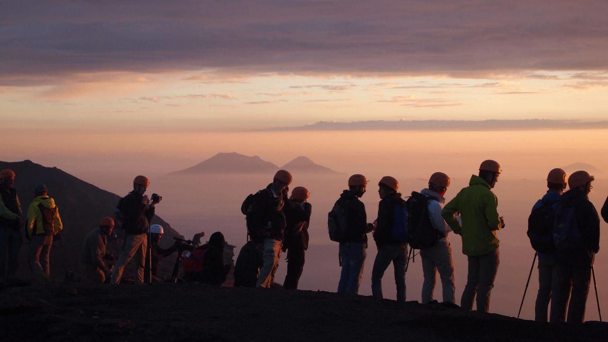 Il Vulcano A Piedi Stromboli Luaran gambar